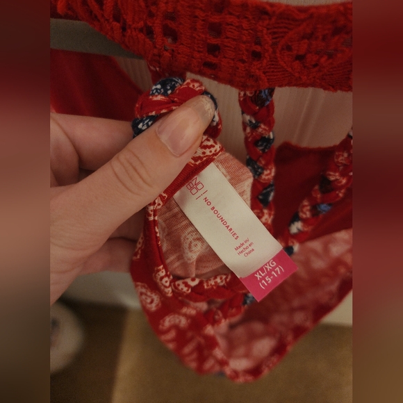 No Boundaries 4th of July Paisley Print Braided Summer Tank, Size ( XL 15-17). - Picture 3 of 4